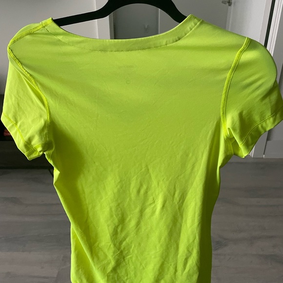 Nike Pro Shirt - Picture 2 of 3